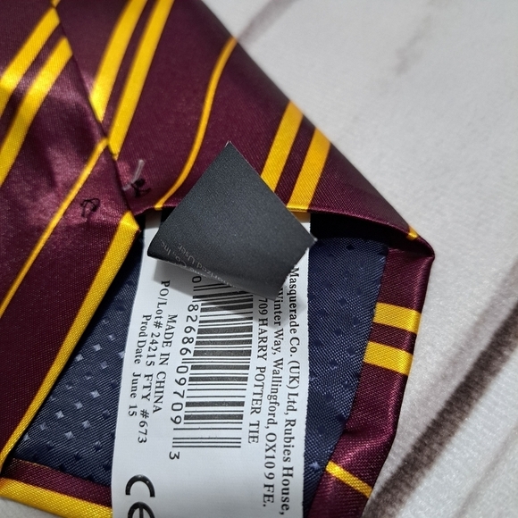 Rubie's Costume Co Harry Potter Gryffindor Tie - Picture 4 of 12